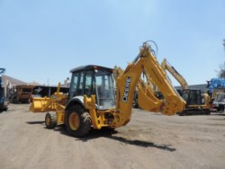 RETROEXCABADORA 310G SERIE 2029-68